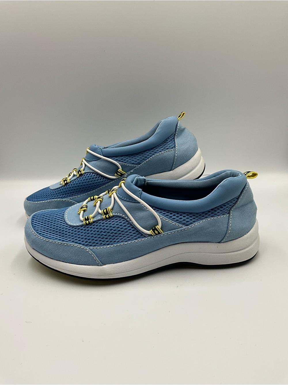 easy street Sneakers Size 8 Blue Mesh Slip-On Sneakers with Yellow Accents